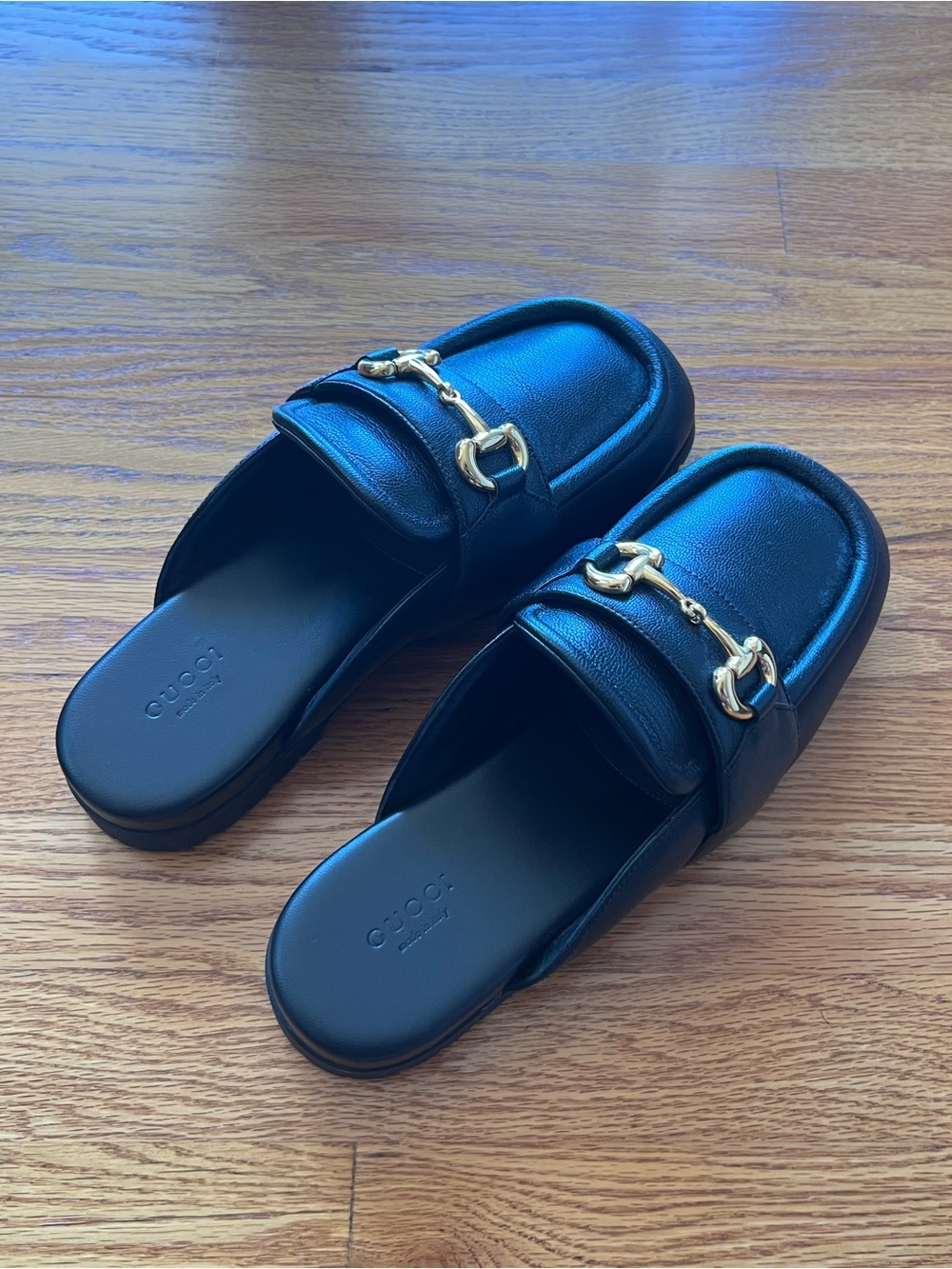 NWOT Gucci Black Leather Horsebit Miles